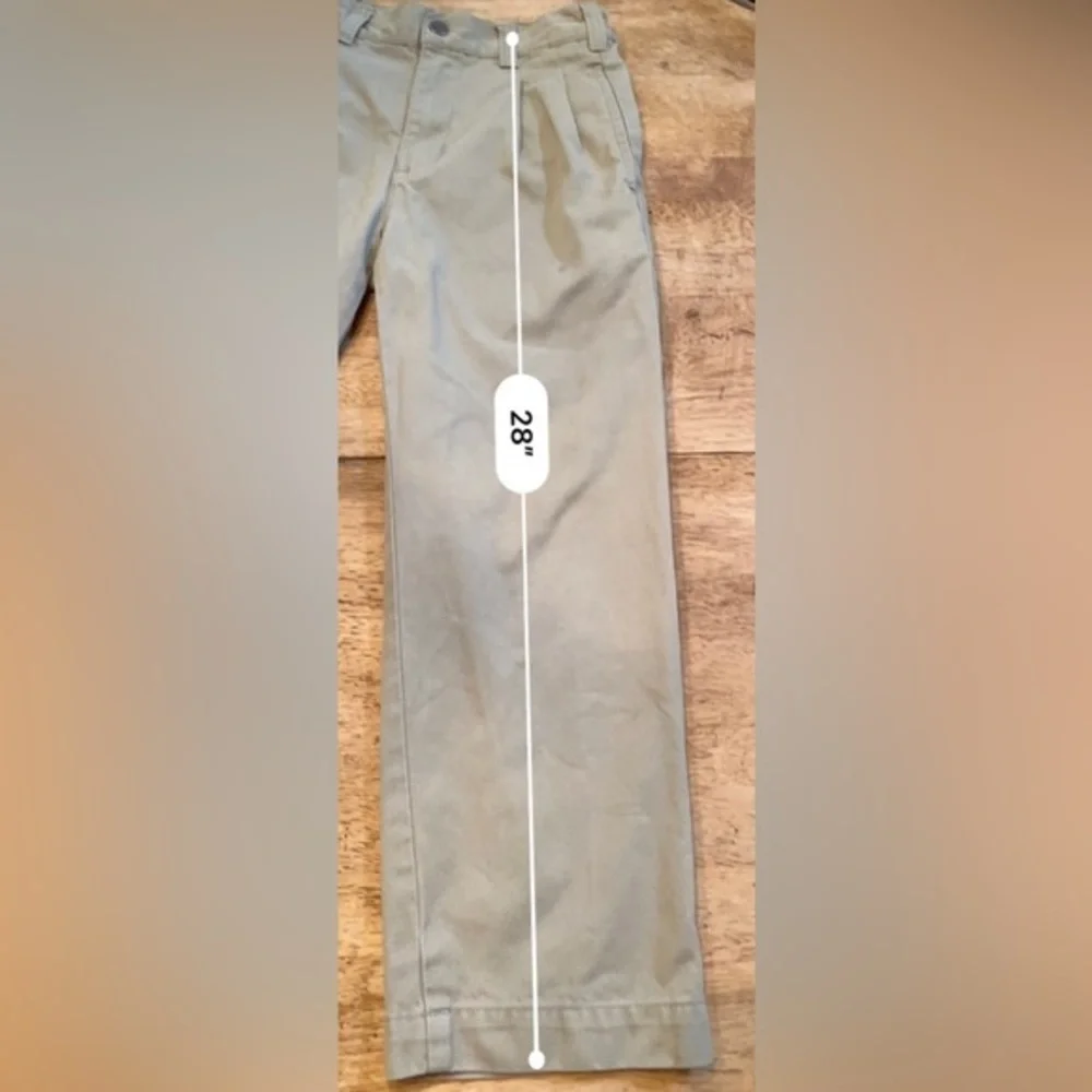 Gap Easy‎ Fit Slim Size 6 Khakis 100% Cotton Pleated Chino Pants